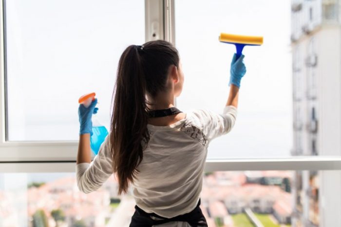 Jak dobrze umyć szyby i okna? x sprawdzonych porad