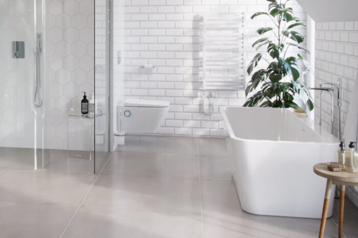 Wyposażenie do łazienki, które przetrwa próbę czasu – inwestycje w dobry design